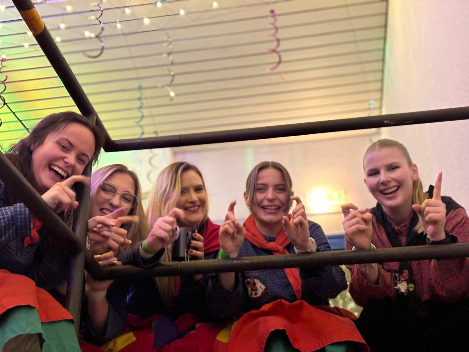 Kultnacht Narrhalla nelraM – Bild 1